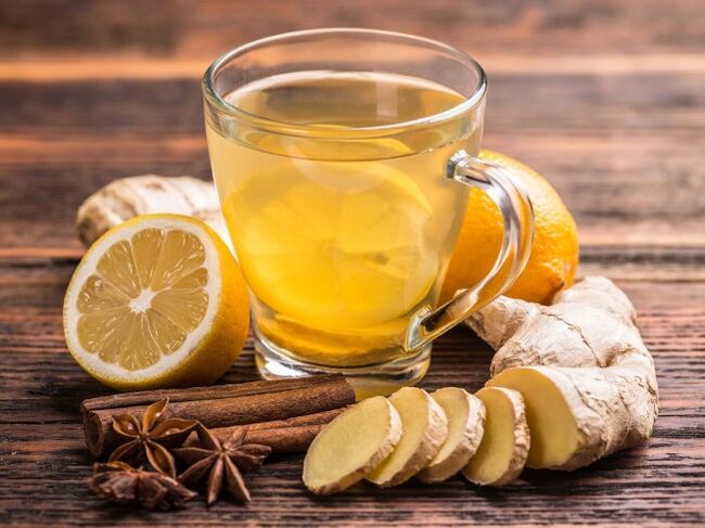 Le thé au gingembre et au citron renforce parfaitement le système immunitaire et la puissance